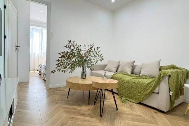 8.5k Light and Bright 2Br with floor heating Nr Wuning Rd.line 13/14