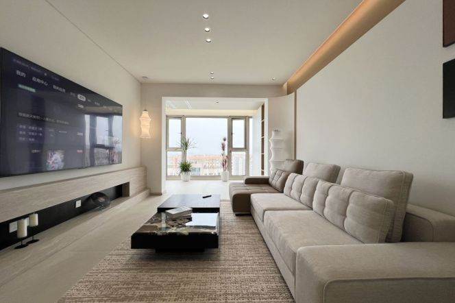 Brand new decoration 3brs with floor heating and balcony in Pu Dong 