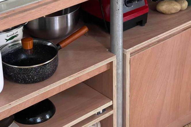 Line 2/12/13 West Nanjing Road / modern & cosy 2brs 2baths / 