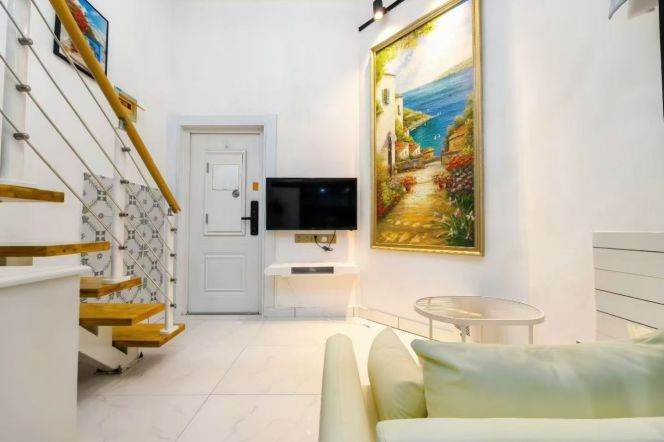 Full furnished 1br/2living & oven/loft @Jiangsu Rd & Line 2/11