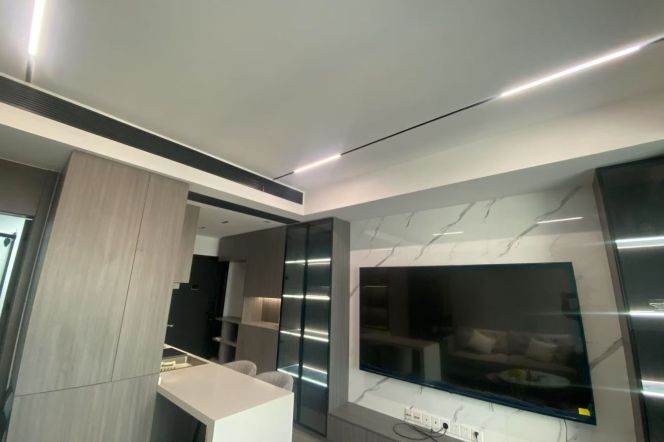 1 br near L2/L7/L14 jing'an temple station+elevator