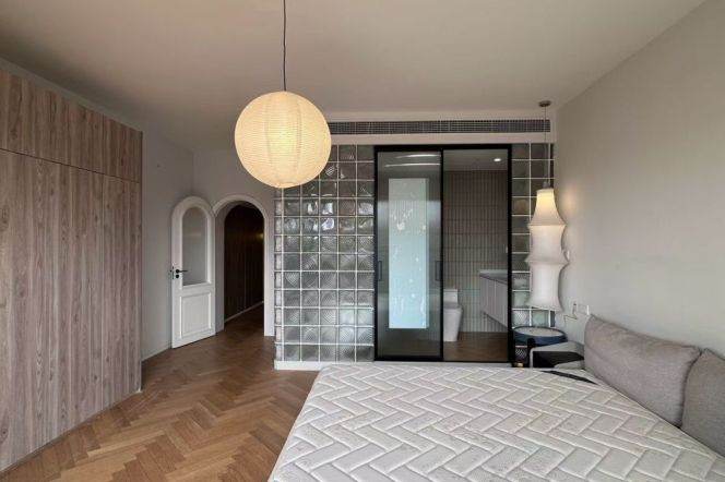 2 Brs, 2 Baths with Open Balcony/Floor heating/Oven, 120 sqm @ Shanghai Library L10