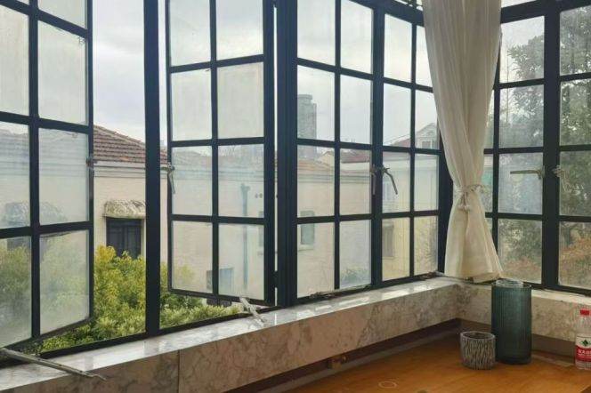 Bright&elegant 1br@south shanxi rd sta 6k