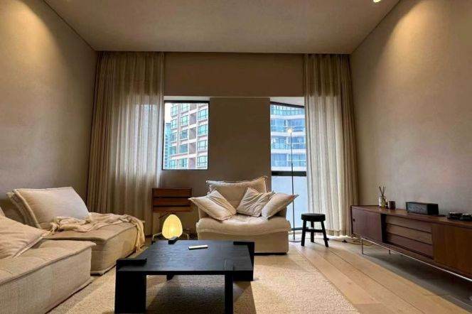 2 Brs, 2 Baths, Floor heating/Central ac, 120 sqm @ Jingan temple L2&7