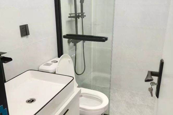 Bright 1 br/1lr @zhongshan park sta 6k