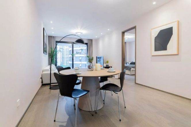 Modern 3brs with floor heating and balcony beside Huang pu river 