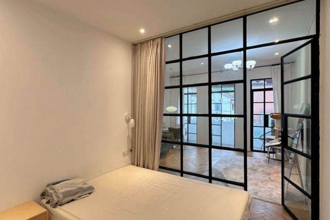 balcony- shanghai historical building- comfortable @ Yueyang Road 