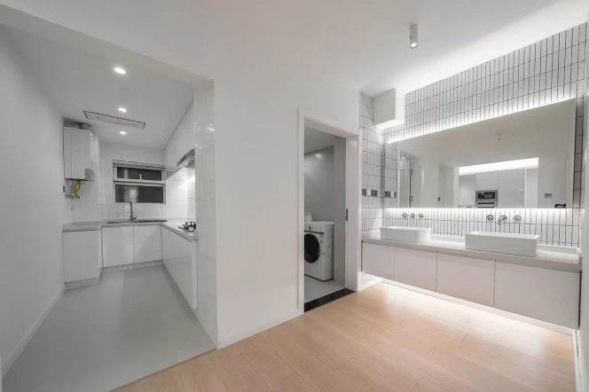 Newly 1br/110sqm & open balcony/heating @Dapuqiao & Line 9