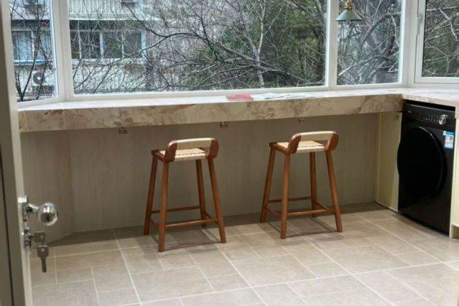 Modern 2br/110sqm & heating/elevator @Jiashan Rd & Line 9/12