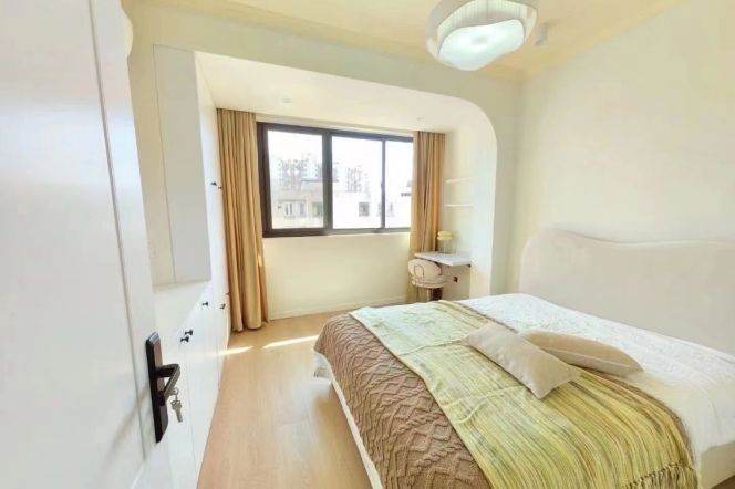 2 brs near L1 yanchang rd station