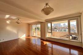 Grand 170m² Duplex in Heritage Building near Hengshan Road Station