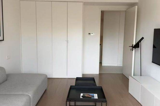 Elevator 1br with Floor heating @Huashan Road