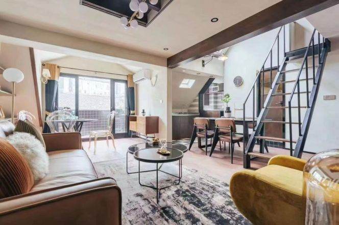 Huaihai rd/Shaanxi rd 2br2bath100sqm