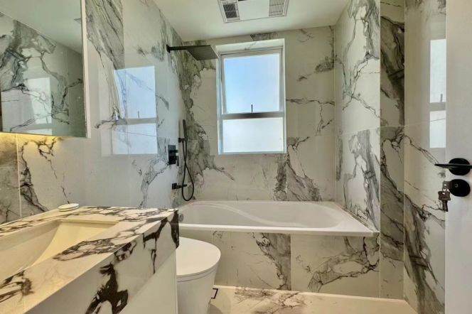 Modern 3brs with balcony and floor heating beside the beautiful Su Zhou river 