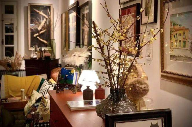 Charming Old House w/Terrace near South Shaanxi Road Station