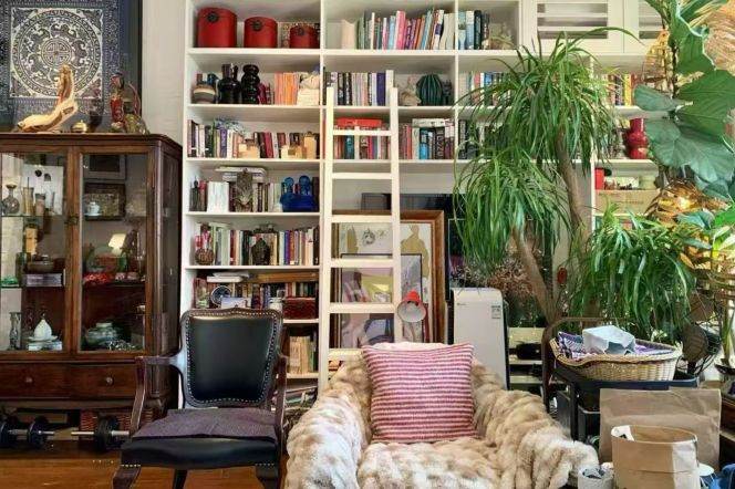 Charming Old House w/Terrace near South Shaanxi Road Station