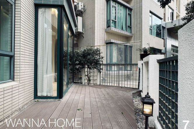 Luxury Compound/Xujiahui CBD/Lovely&Private Garden/Large Storages/Heater/Cozy2br