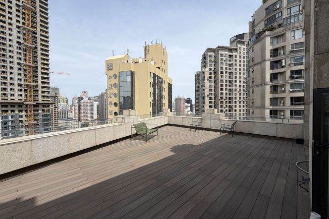 High quality compound nice view plus big terrace First time to rent