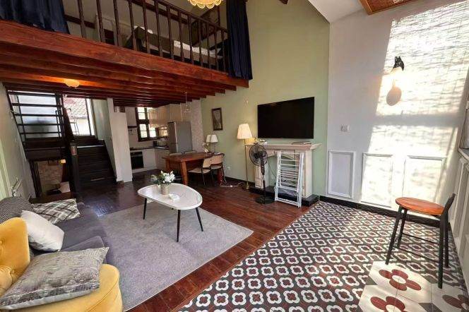 Cozy 2brs with terrace near IAPM/Xintiandi