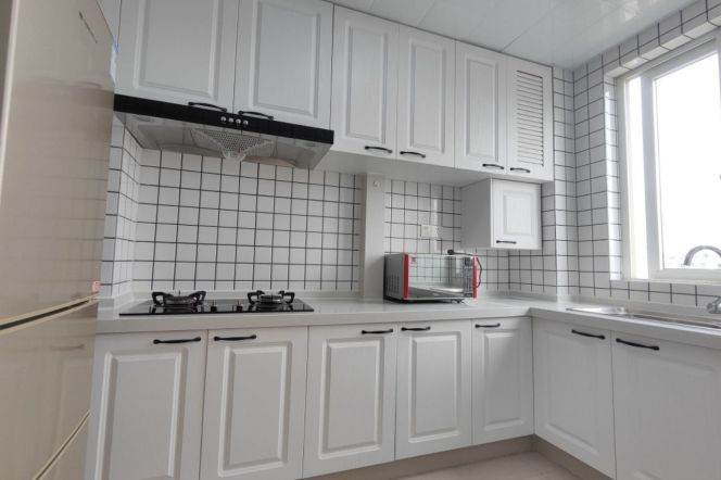 weining rd floor heat 2BR/big living room/115sqm@L2