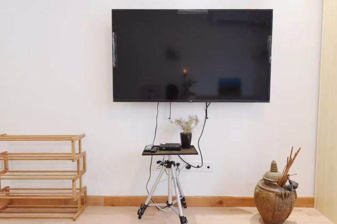 1 br near L1/L10/L12 south shaanxi rd station+floor heating