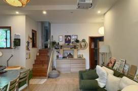 Good lighting 2brs with balcony near Jiaotong University