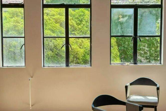 Huge 2brs&2baths with terrace near Hengshan Road