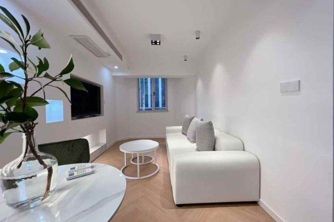 9.3k Brand new 1Br Nr Jiangsu Rd.lines2/11