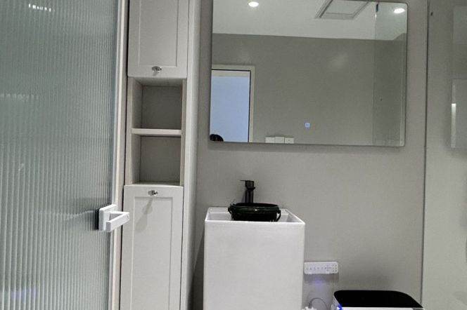 Spacious 1BR Jiangsu rd Metro L2/11 | Storage | Newly renovated 11.3K