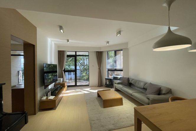 2 Brs, 2 Baths with Open Balcony, Central ac, 110 sqm @ Shuicheng metro L10