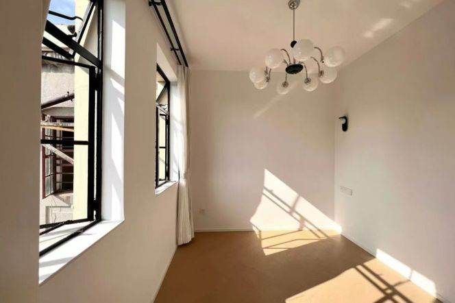 Natural light, 1Br 80Sqm, Jing'an temple, L2/7/14