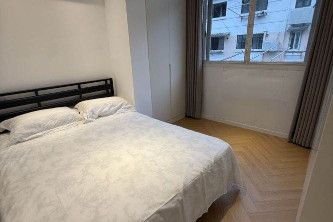 jiangsu rd station one bedroom