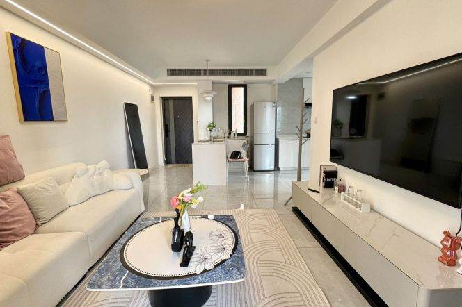 Well decorated high rise 1 br apt w floor heating nr Madang rd station  