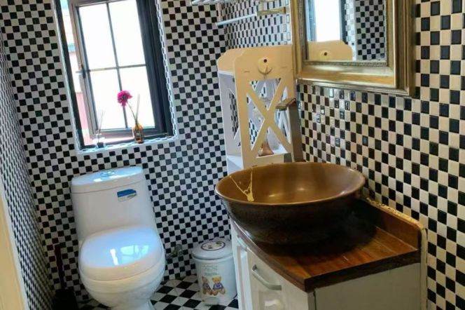 South Shanxi rd 1BR apartment with terrace