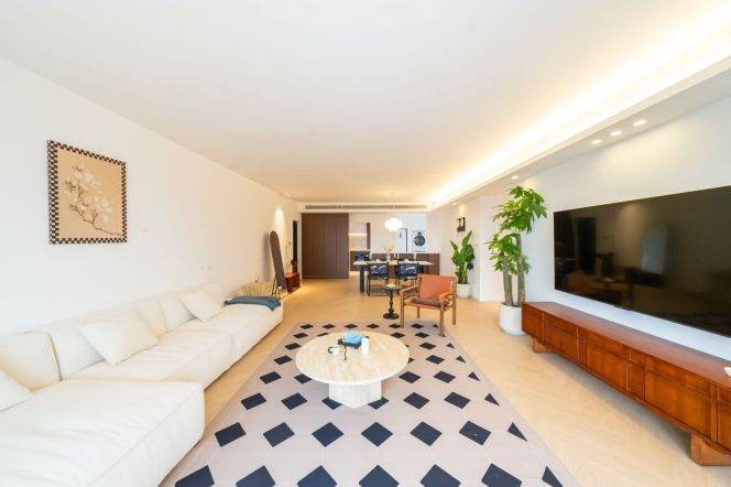 Modern 180sqm 3Beds 2Bts Big Balcony Good View@Jiaotong Uni