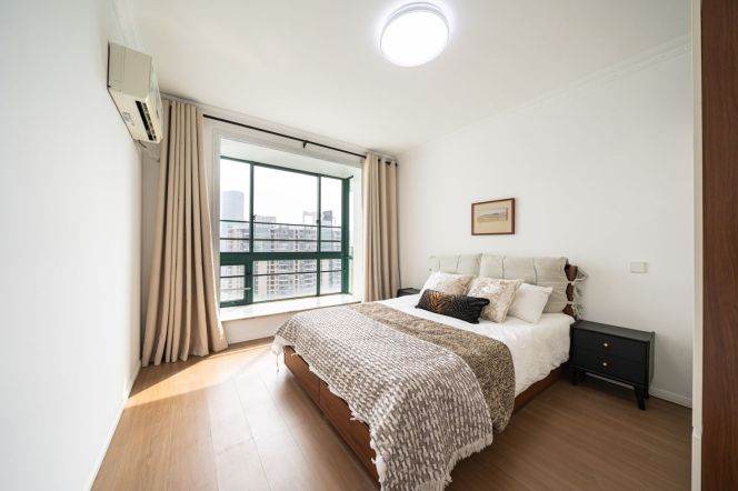 suzhou creek view, 3Br 2Ba 145Sqm, Hanzhong rd., L1/12/13