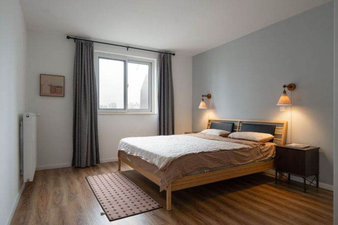 Jing’an Wuding rd/Yanping rd wall heat 3brs apt with balcony; L2/7/14