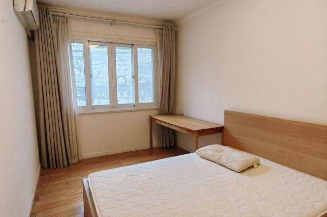 Good Quality 1 br near DaPuQiao ,5 mins walking to L 9/12 JiaShan Rd St.