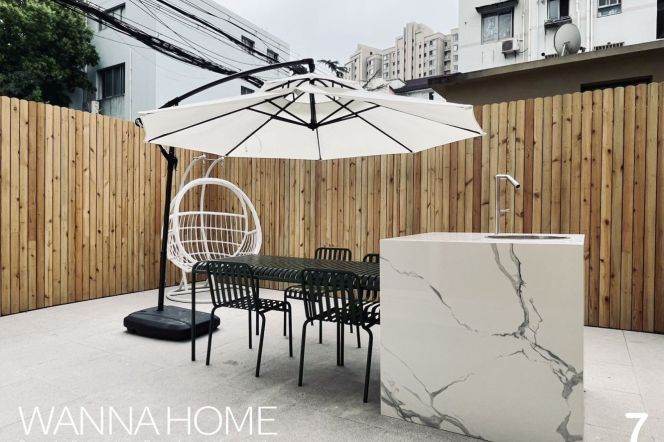 Garden Compound/Gubei Area/Golden Street/Brand New/Huge Yard/Large Storages/Cozy2br