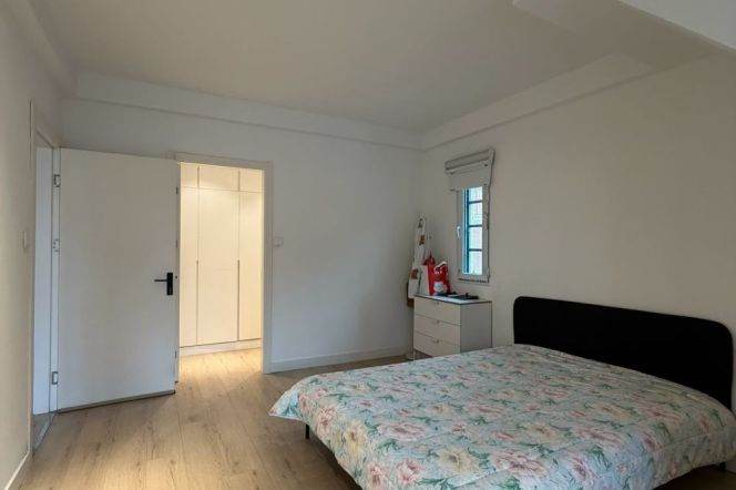 Decent 2br/2bt Balcony Apt in Yuqing Road