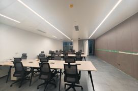 195sqm Furnished office Changing Rd
