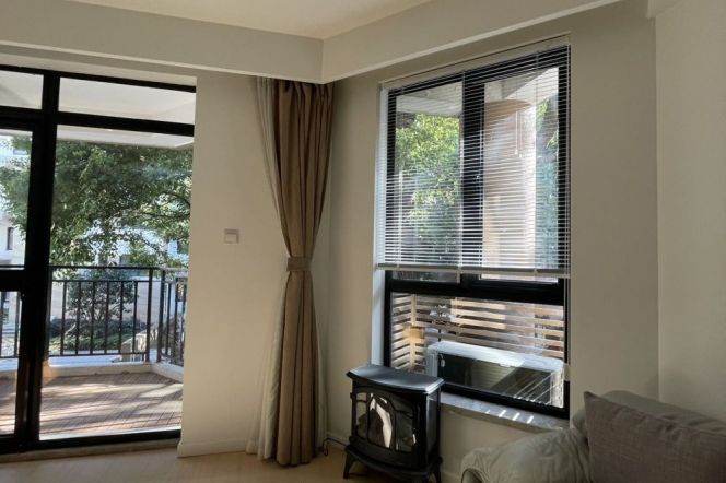 2 Brs, 2 Baths with Open Balcony, Central ac, 110 sqm @ Shuicheng metro L10