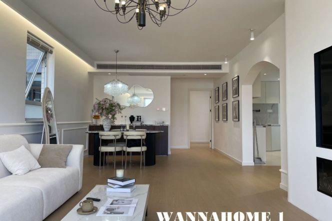 Spacious&Modern&Bright 3Bdrs 2Baths Apt+Awesome View+L2/11 Jiang Su Rd+Large Balcony