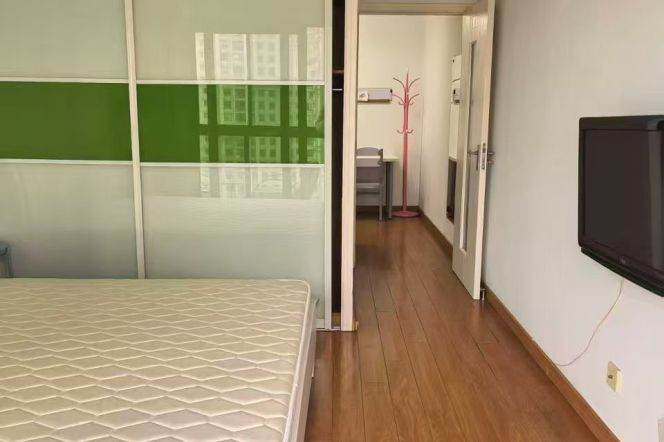Elevator 1br/1lr/balc@changping rd sta 5.5k
