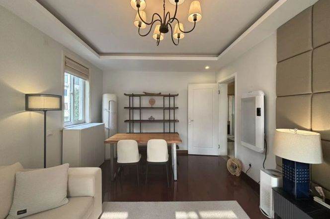 Jing’an Spacious 2Br/2Lr/1Bt Close to L2/11 Jiangsu Rd&L14 Wuding Rd 