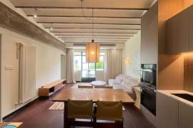 2 Brs, 2 Baths with Open Balcony/Floor heating/Central ac, 120 sqm @ Hengshan metro L1