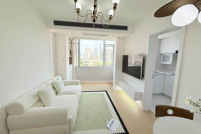 zhongshan park elevator 2BR/big living room@L2/3/4