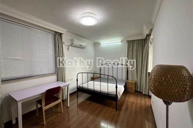 Good size 1BR APT Hunan Rd JT university 7.5k
