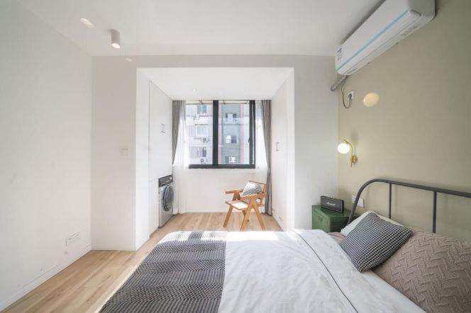 Lovely one bedroom Apt+Wall heating+central AC+oven@Line10 Songyuan Rd