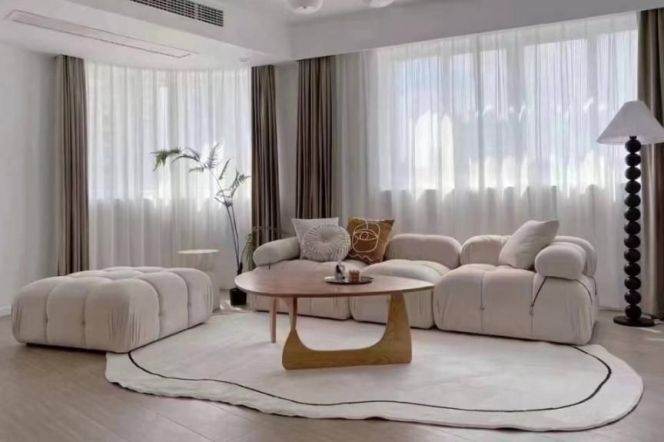 Open balcony 2+1Bdrs & 2Btrs Apt +wall heating+oven@L7/13 Changshou Rd